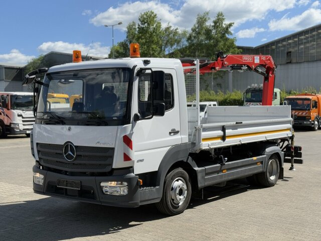 Mercedes-Benz ATEGO 818 4x2 Euro 6 Kipper Kran FASSI F65B.0.22 - Kipper Transporter: das Bild 3 Mercedes-Benz ATEGO 818 4x2 Euro 6 Kipper Kran FASSI F65B.0.22 - Kipper Transporter: das Bild 3