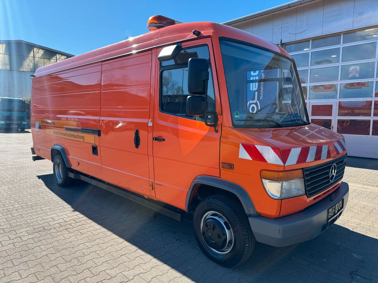 Mercedes-Benz Vario 614D TV Inspektionsanl RCA RAUSCH ELKA 600 - Saug-/ Spülfahrzeug: das Bild 1 Mercedes-Benz Vario 614D TV Inspektionsanl RCA RAUSCH ELKA 600 - Saug-/ Spülfahrzeug: das Bild 1
