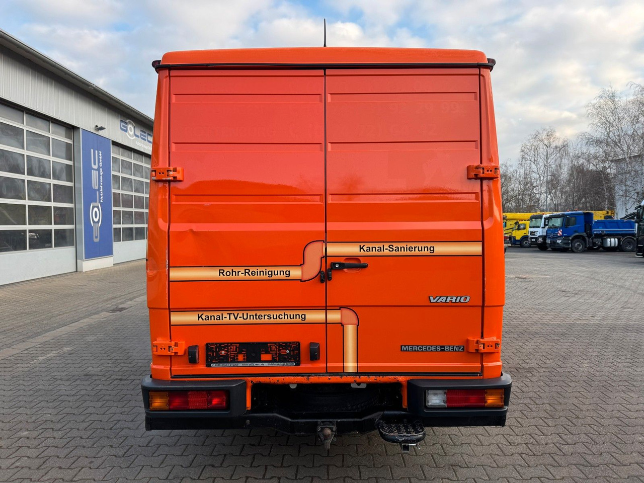Mercedes-Benz Vario 818D Kanalreiniger Rockstroh Drain Jet 100 - Saug-/ Spülfahrzeug: das Bild 5 Mercedes-Benz Vario 818D Kanalreiniger Rockstroh Drain Jet 100 - Saug-/ Spülfahrzeug: das Bild 5