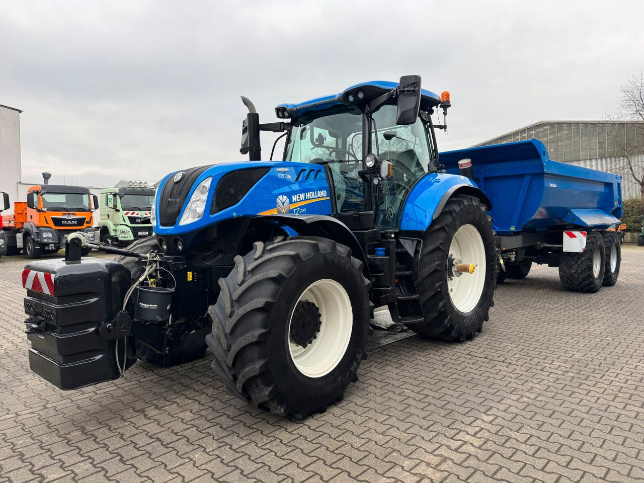 New Holland T7.230 AC 4x4 Autocommand Traktor 216 PS *Kipper - Traktor: das Bild 2 New Holland T7.230 AC 4x4 Autocommand Traktor 216 PS *Kipper - Traktor: das Bild 2