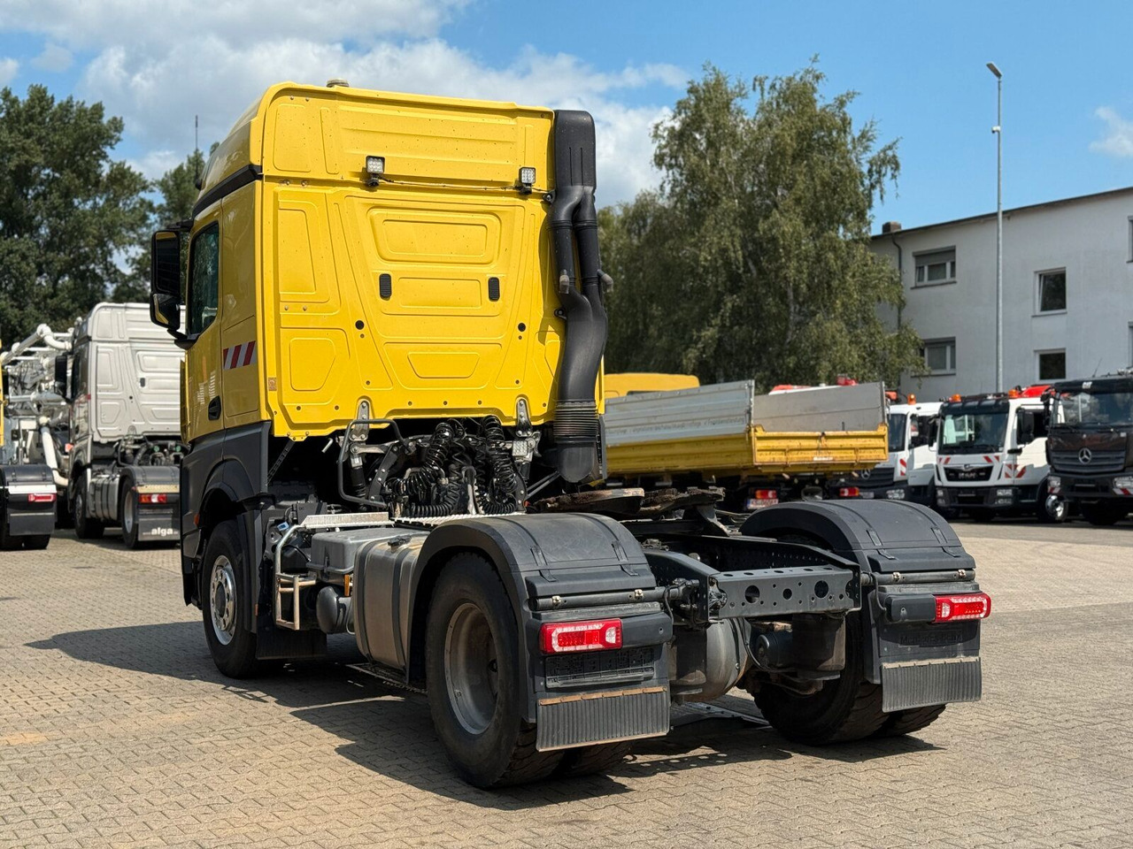 Mercedes-Benz ACTROS 1846 4x4 HAD Eur 6 Kipphydraulik Retarder - Sattelzugmaschine: das Bild 5 Mercedes-Benz ACTROS 1846 4x4 HAD Eur 6 Kipphydraulik Retarder - Sattelzugmaschine: das Bild 5