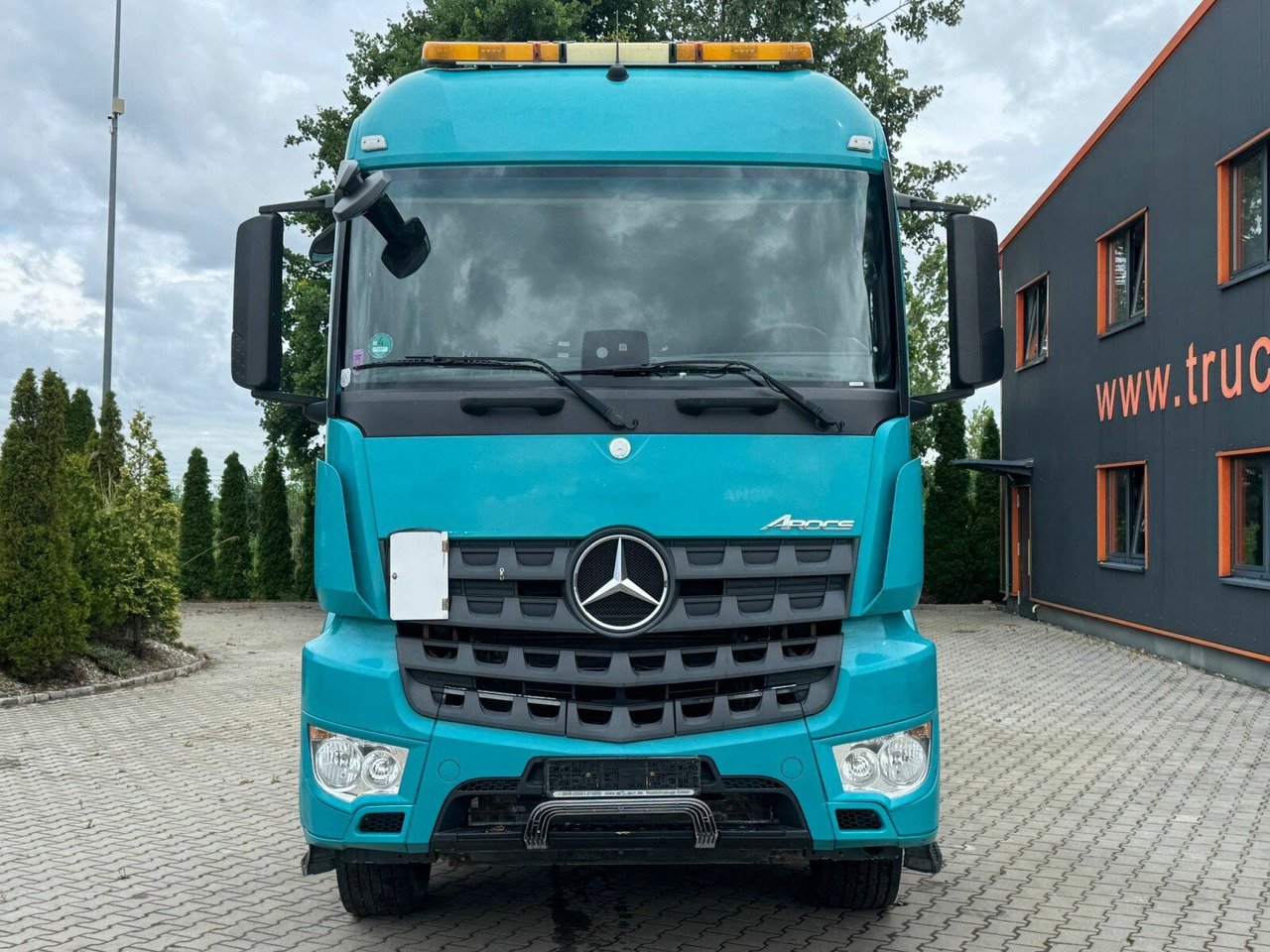 Mercedes-Benz Arocs 2142 4x4H SZM Euro 6 Kipphydraulik - Sattelzugmaschine: das Bild 3 Mercedes-Benz Arocs 2142 4x4H SZM Euro 6 Kipphydraulik - Sattelzugmaschine: das Bild 3