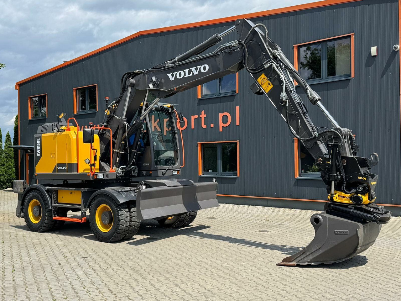 Volvo EWR150E Mobilbagger mit ROTATOR ENCONG EC319 - Mobilbagger: das Bild 3 Volvo EWR150E Mobilbagger mit ROTATOR ENCONG EC319 - Mobilbagger: das Bild 3