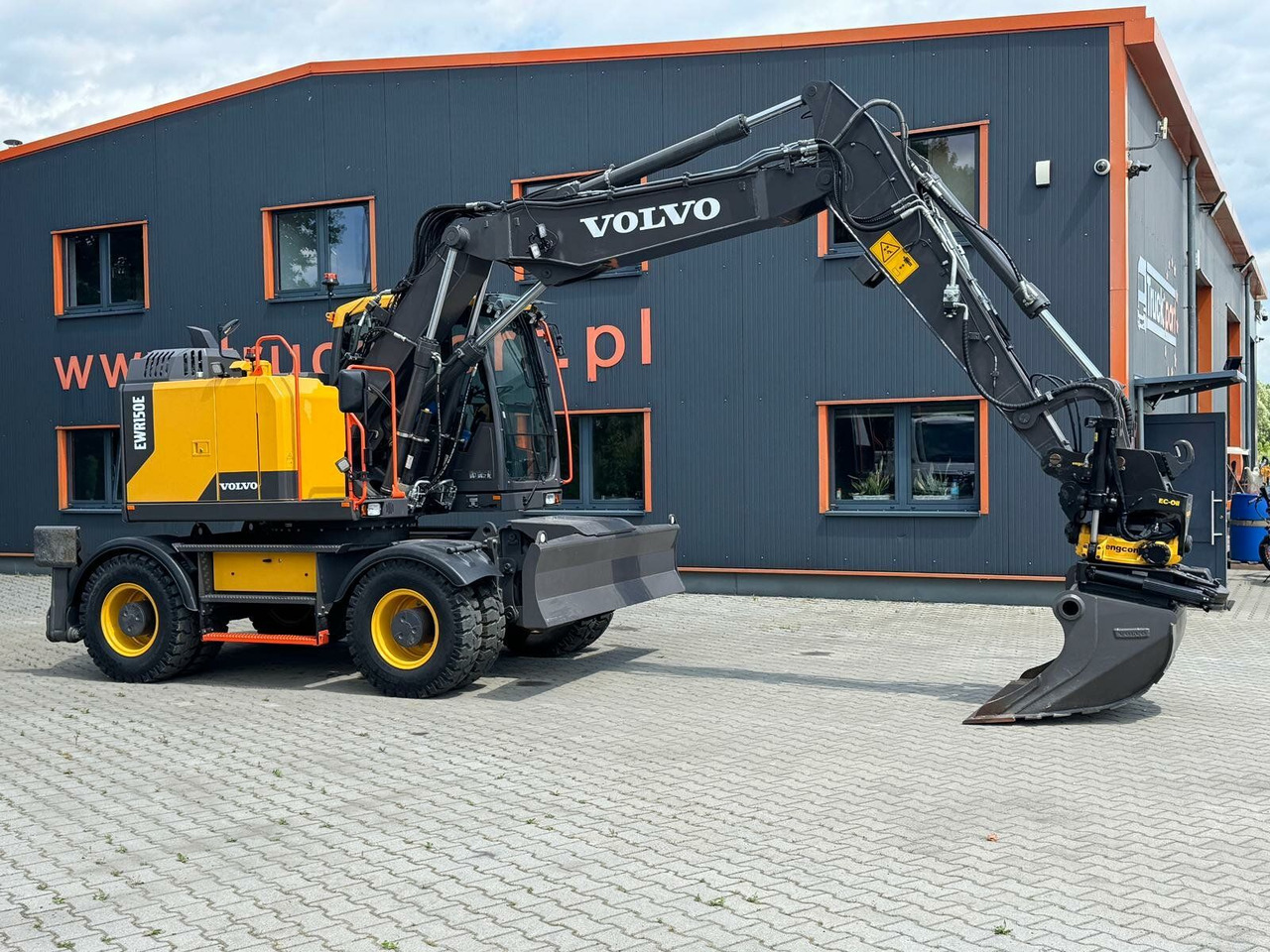 Volvo EWR150E Mobilbagger mit ROTATOR ENCONG EC319 - Mobilbagger: das Bild 4 Volvo EWR150E Mobilbagger mit ROTATOR ENCONG EC319 - Mobilbagger: das Bild 4