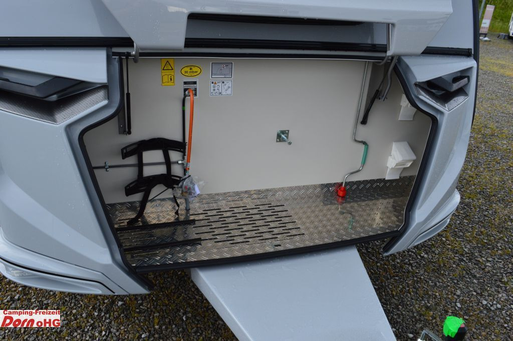 Wohnwagen Knaus Südwind 420 QD 60 YEARS Kühlschrank 142l: das Bild 6