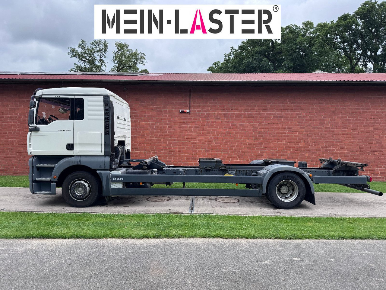 MAN TGA 18.350 BDF 5 Sitzer Klima 209.380 km - Containerwagen/ Wechselfahrgestell LKW: das Bild 4 MAN TGA 18.350 BDF 5 Sitzer Klima 209.380 km - Containerwagen/ Wechselfahrgestell LKW: das Bild 4