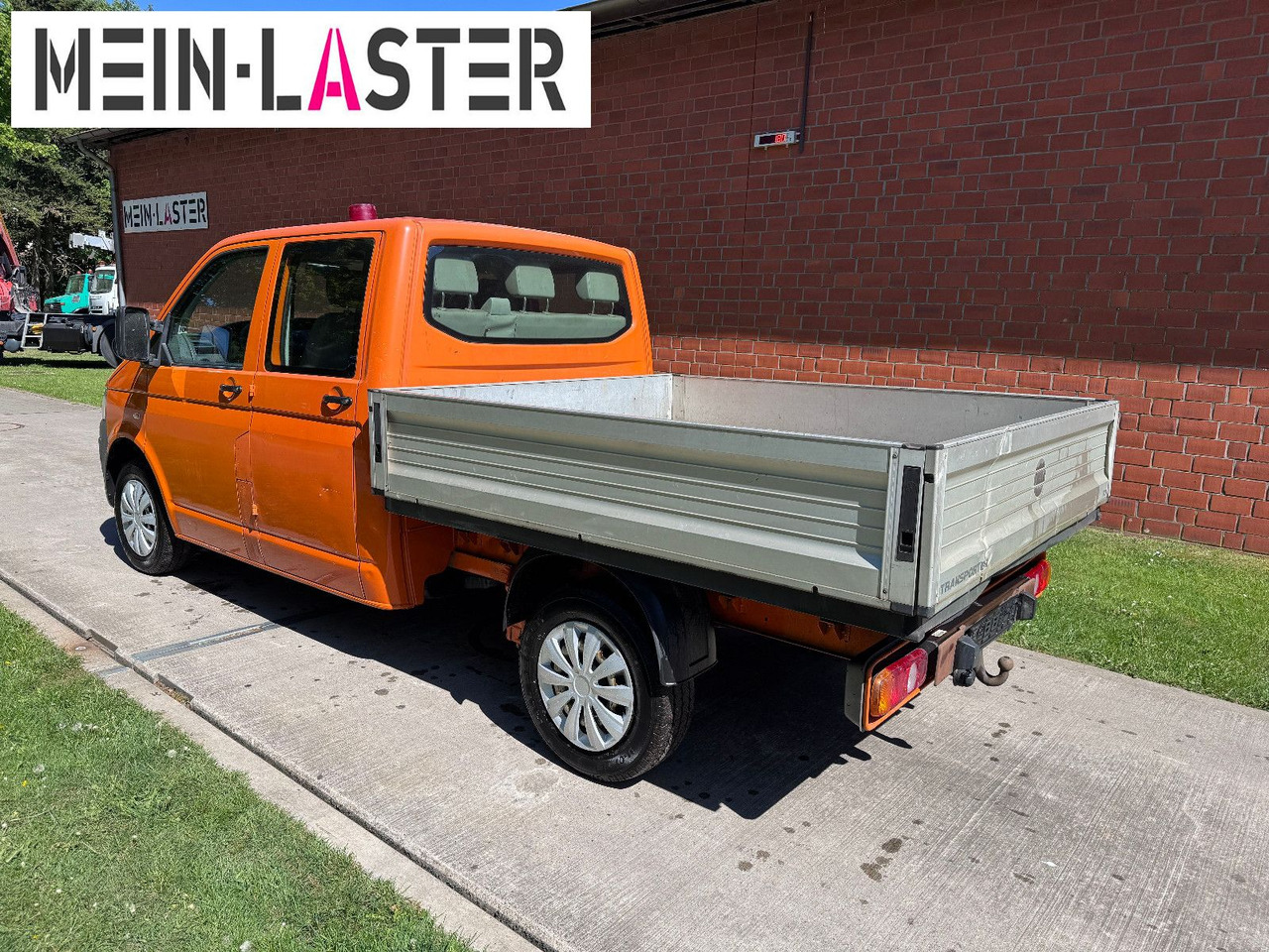 Volkswagen T5 2.0 TDI Doka Pritsche 6 Sitzer AHK - Pritsche Transporter, Transporter mit Doppelkabine: das Bild 5 Volkswagen T5 2.0 TDI Doka Pritsche 6 Sitzer AHK - Pritsche Transporter, Transporter mit Doppelkabine: das Bild 5