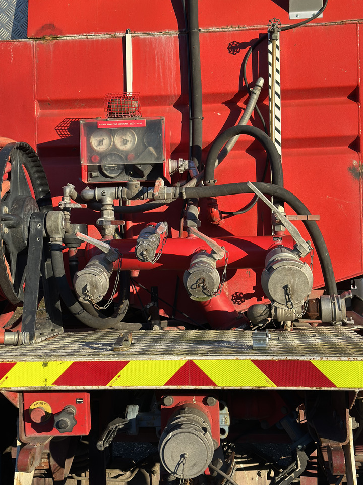 Feuerwehrfahrzeug Renault M 210: das Bild 12