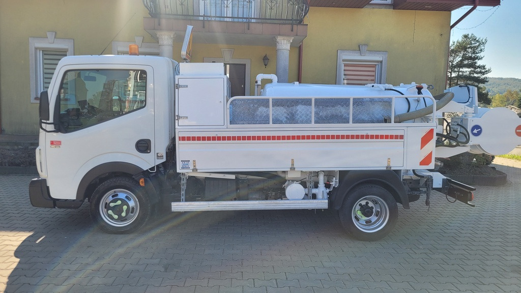 Renault Maxity 140dxi Kanalreiniger COMBI CLEANER VAACUM Hydrocureur - Saug-/ Spülfahrzeug: das Bild 4 Renault Maxity 140dxi Kanalreiniger COMBI CLEANER VAACUM Hydrocureur - Saug-/ Spülfahrzeug: das Bild 4