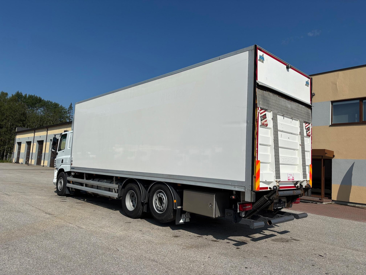 DAF CF440 - Kühlkoffer LKW: das Bild 5 DAF CF440 - Kühlkoffer LKW: das Bild 5
