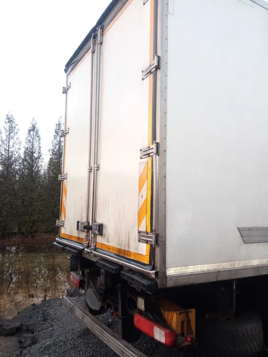 RENAULT Magnum 460 - Kühlkoffer LKW: das Bild 5 RENAULT Magnum 460 - Kühlkoffer LKW: das Bild 5