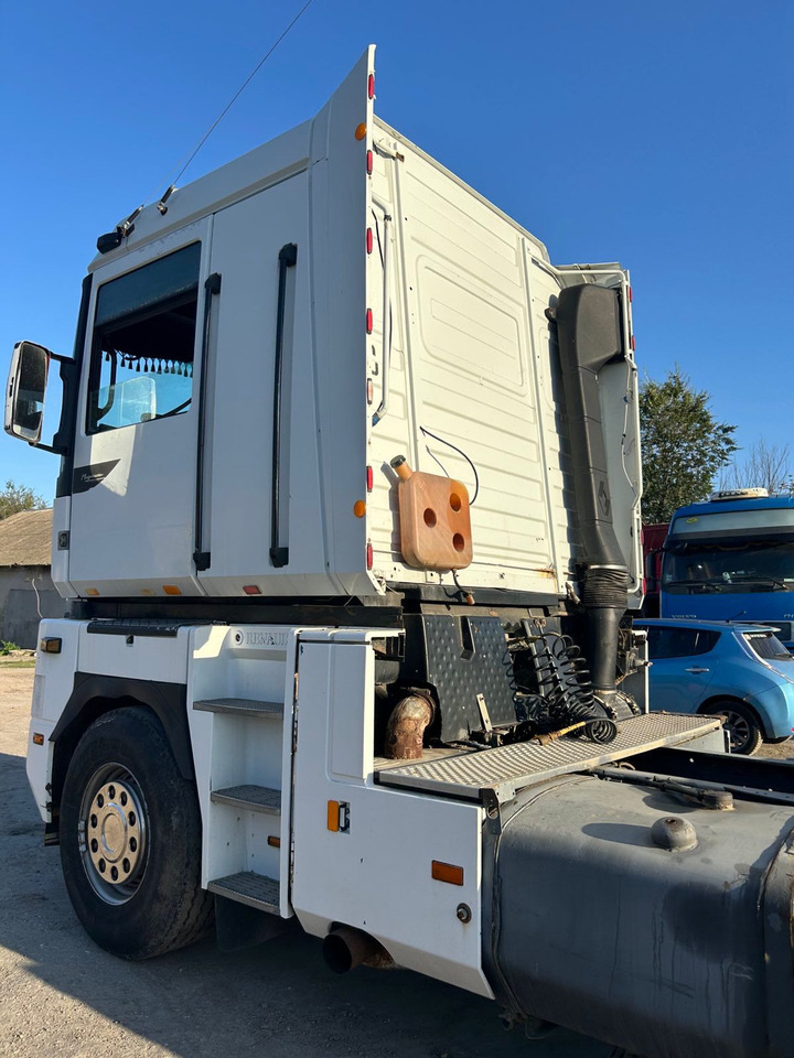 RENAULT Magnum 390 - Sattelzugmaschine: das Bild 4 RENAULT Magnum 390 - Sattelzugmaschine: das Bild 4