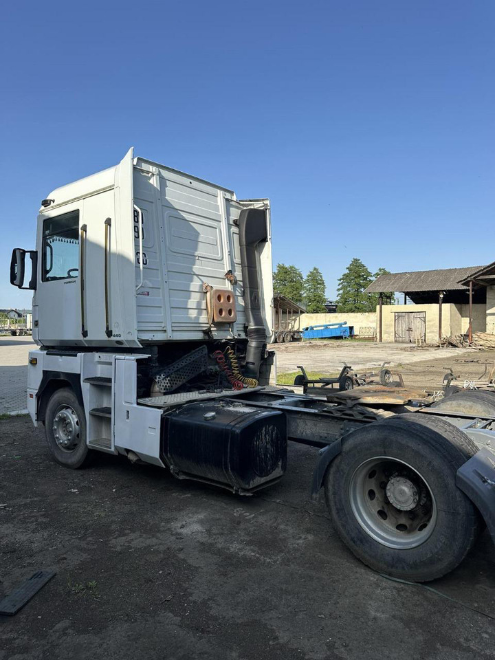 RENAULT Magnum 440 - Sattelzugmaschine: das Bild 3 RENAULT Magnum 440 - Sattelzugmaschine: das Bild 3