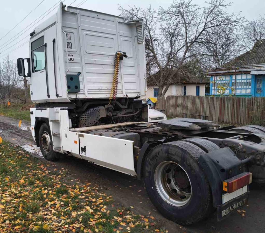 RENAULT Magnum 440 ID1482S - Sattelzugmaschine: das Bild 2 RENAULT Magnum 440 ID1482S - Sattelzugmaschine: das Bild 2