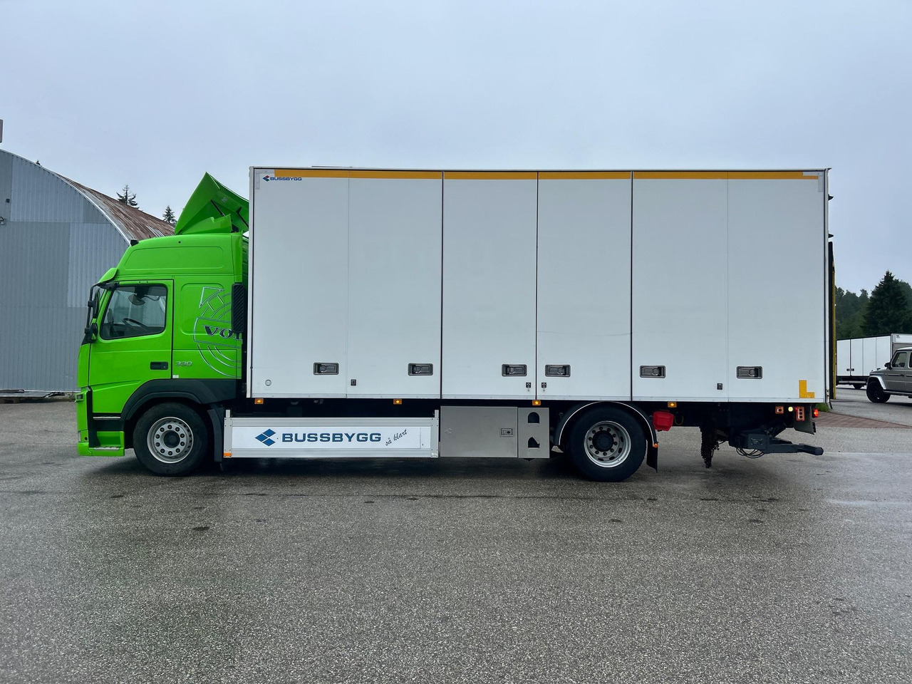 VOLVO FM330 - Koffer LKW: das Bild 5 VOLVO FM330 - Koffer LKW: das Bild 5