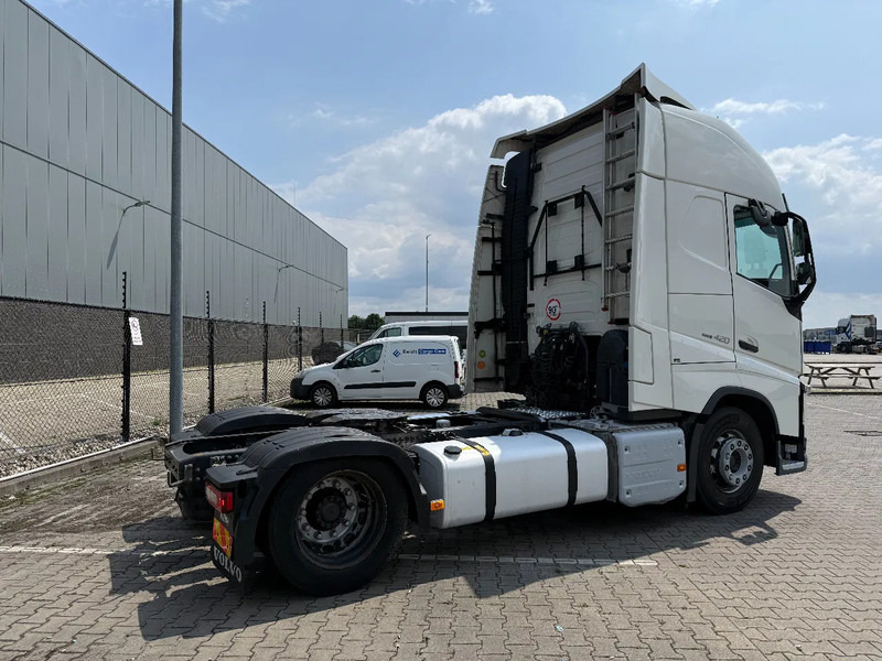 Volvo FH 13.420 FH420 XL cab / 4 units available - Sattelzugmaschine: das Bild 4 Volvo FH 13.420 FH420 XL cab / 4 units available - Sattelzugmaschine: das Bild 4