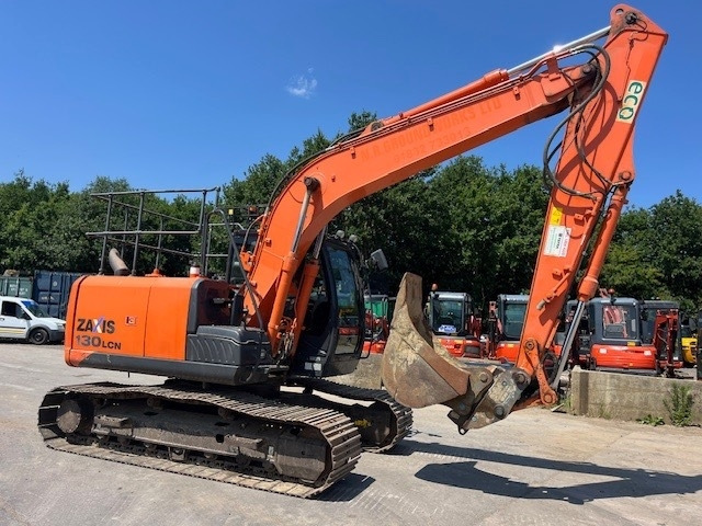 Hitachi ZX 130 LC N-5 - Kettenbagger: das Bild 2 Hitachi ZX 130 LC N-5 - Kettenbagger: das Bild 2