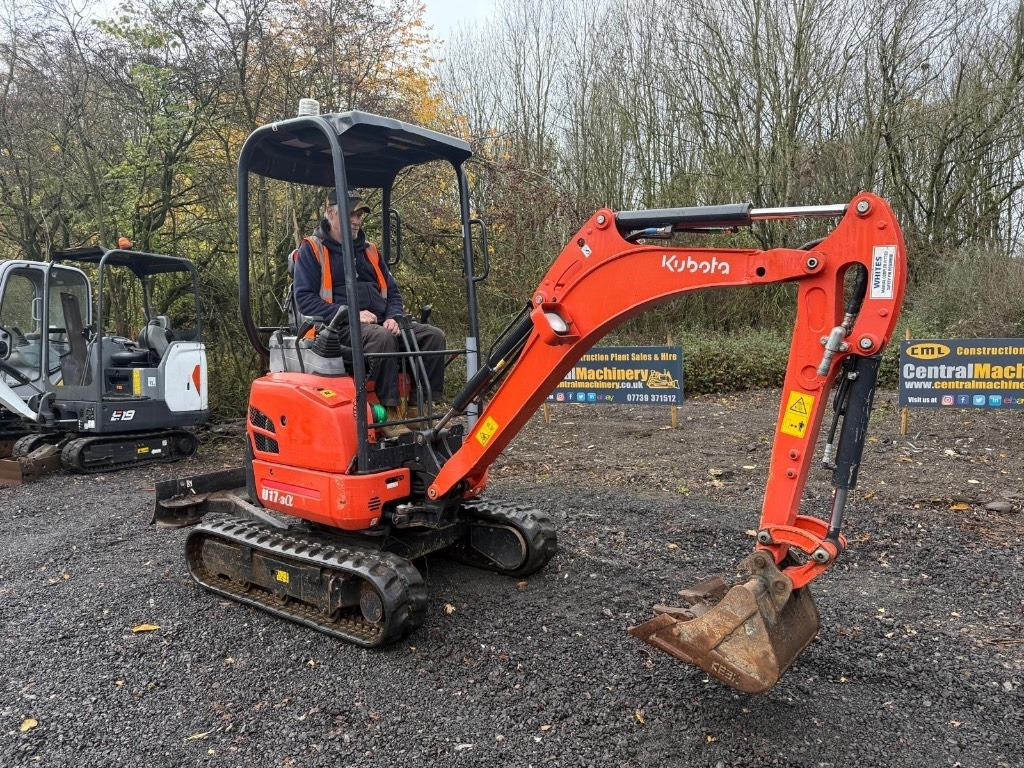Kubota U 17-3 - Minibagger: das Bild 2 Kubota U 17-3 - Minibagger: das Bild 2