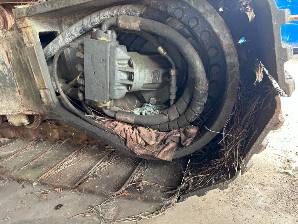 Liebherr LRB 155 for parts breaking dismantling - Ramme: das Bild 4 Liebherr LRB 155 for parts breaking dismantling - Ramme: das Bild 4