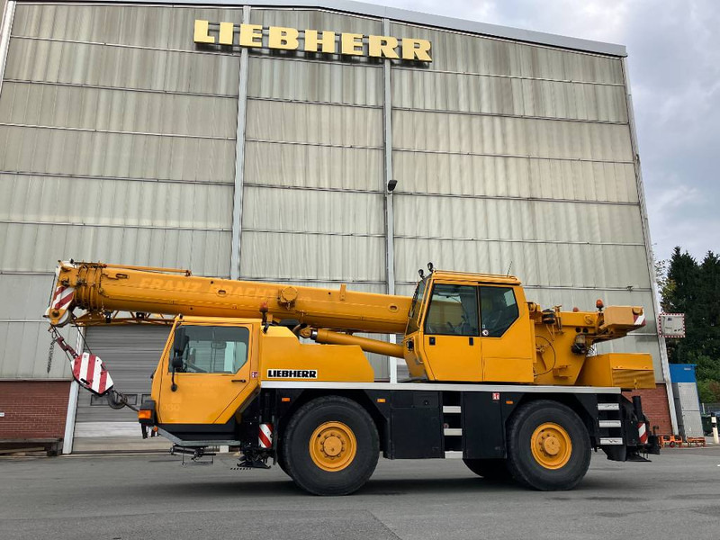 Liebherr LTM 1030-2 - All-Terrain Kran: das Bild 1 Liebherr LTM 1030-2 - All-Terrain Kran: das Bild 1