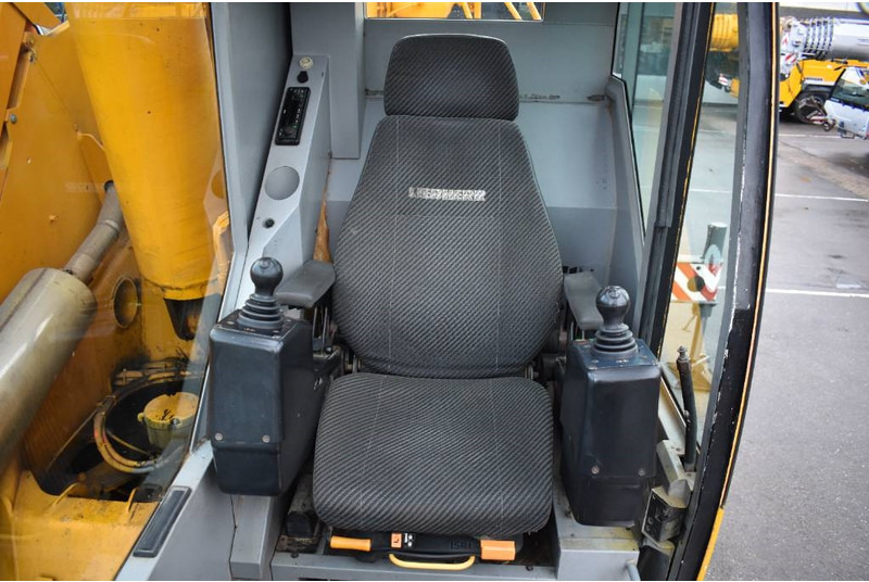 Leasing für Liebherr LTM 1100-5.1 Liebherr LTM 1100-5.1: das Bild 12 Leasing für Liebherr LTM 1100-5.1 Liebherr LTM 1100-5.1: das Bild 12