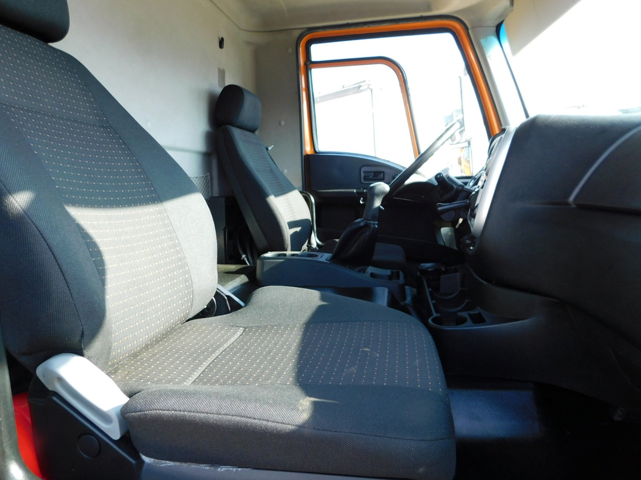 Ford 4142d 8x4 dcab e6 16s2230 - Kipper: das Bild 5 Ford 4142d 8x4 dcab e6 16s2230 - Kipper: das Bild 5