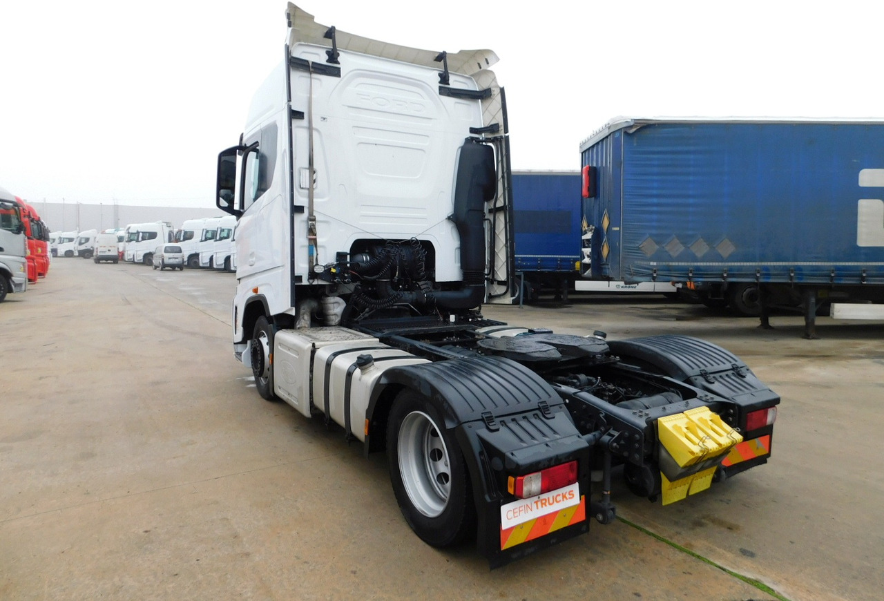 Ford F max ll 4x2 scab e6 12tx2620 - Sattelzugmaschine: das Bild 4 Ford F max ll 4x2 scab e6 12tx2620 - Sattelzugmaschine: das Bild 4