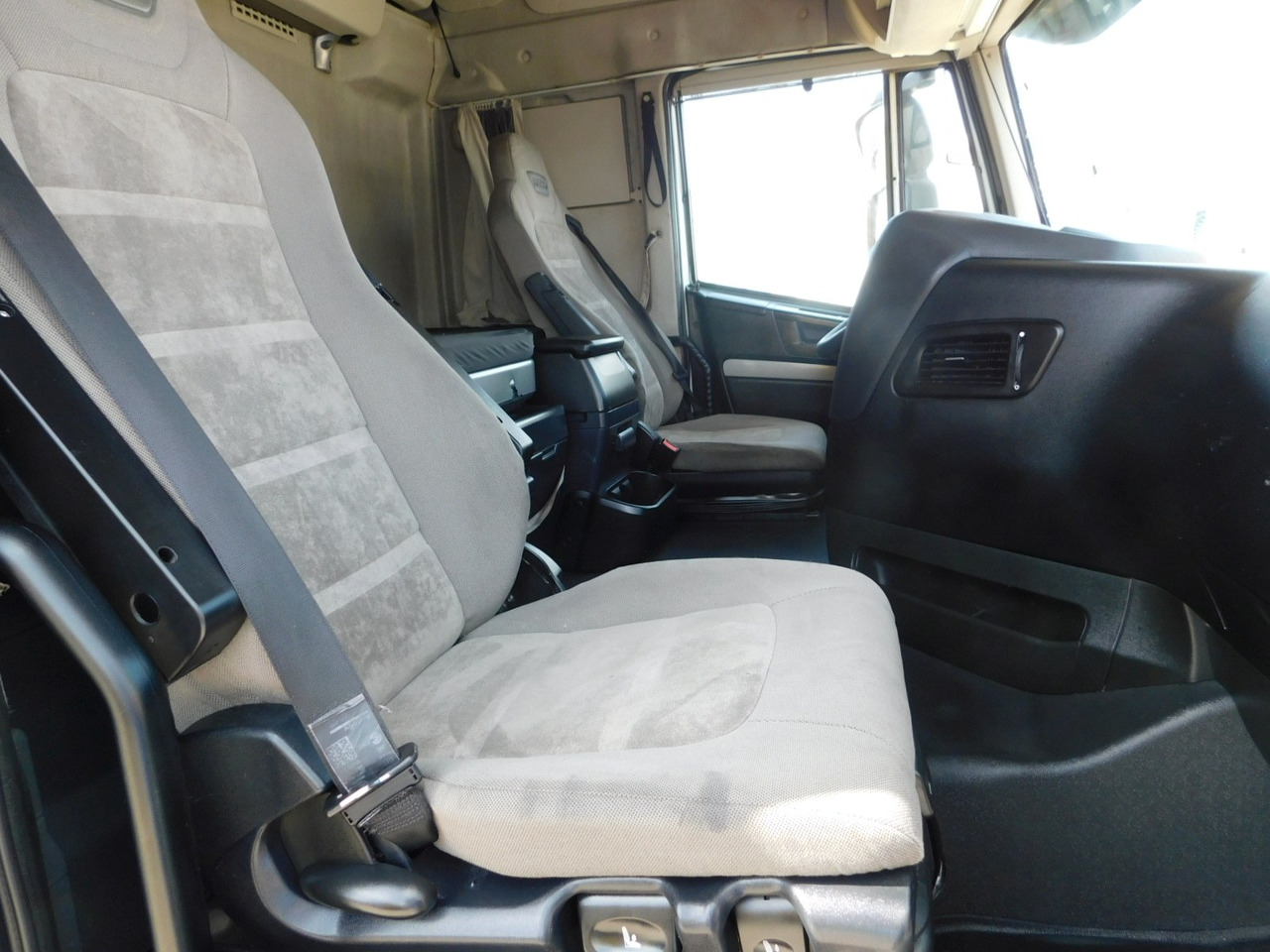 Iveco As440tp - Sattelzugmaschine: das Bild 5 Iveco As440tp - Sattelzugmaschine: das Bild 5