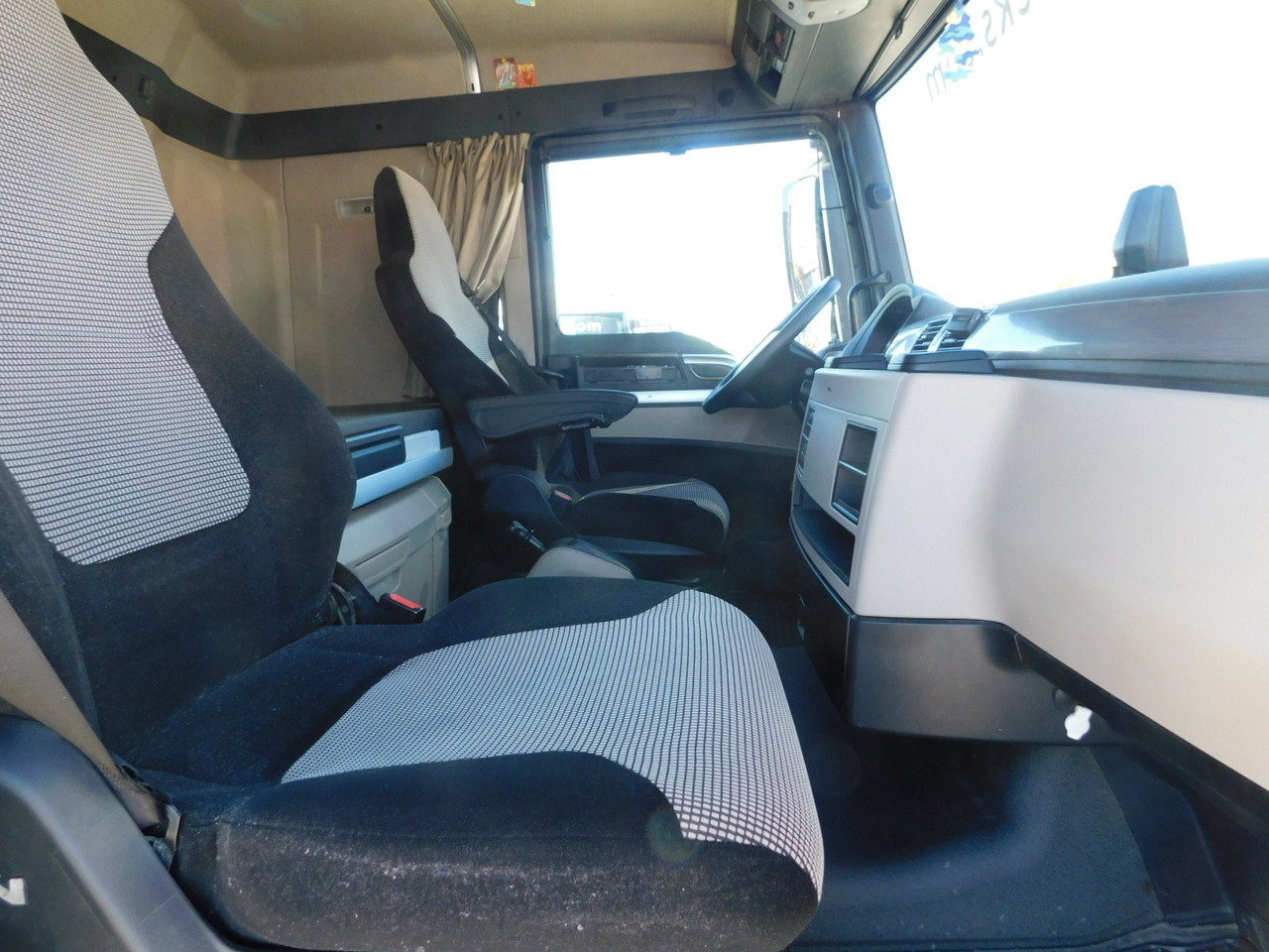 Man Tgx 18470 - Sattelzugmaschine: das Bild 5 Man Tgx 18470 - Sattelzugmaschine: das Bild 5