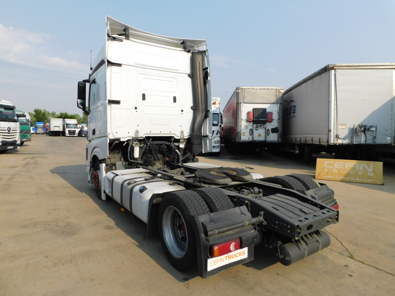 Mercedes Actros 1842 - Sattelzugmaschine: das Bild 4 Mercedes Actros 1842 - Sattelzugmaschine: das Bild 4