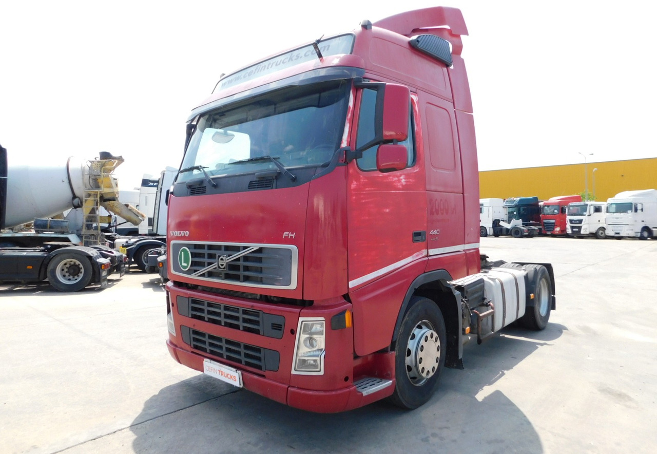 Volvo Fh 440 - Sattelzugmaschine: das Bild 1 Volvo Fh 440 - Sattelzugmaschine: das Bild 1
