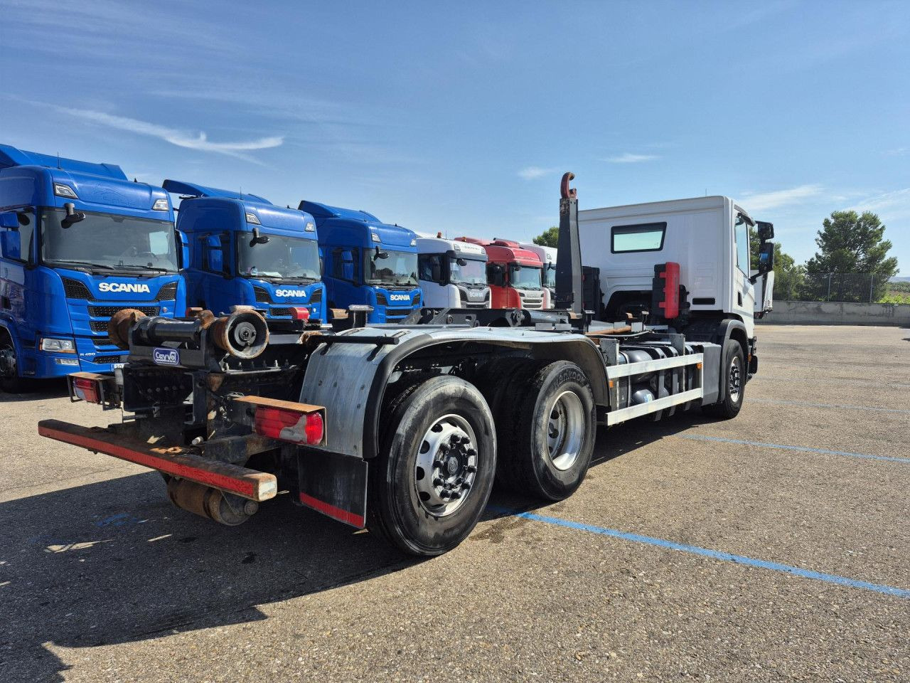 Scania P 340 - Sattelzugmaschine: das Bild 4 Scania P 340 - Sattelzugmaschine: das Bild 4