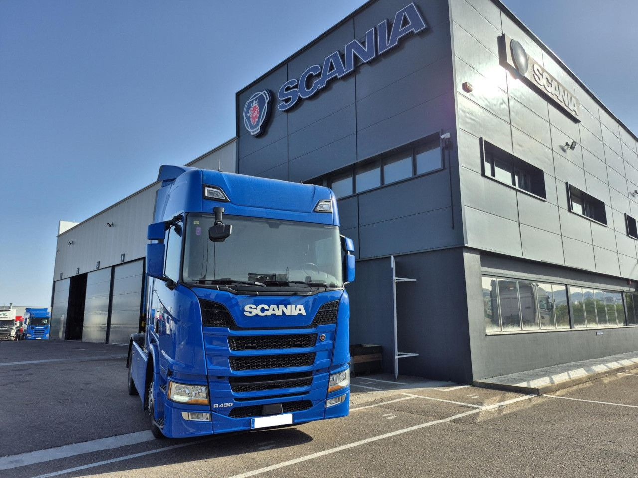 Scania R 450 - Sattelzugmaschine: das Bild 1 Scania R 450 - Sattelzugmaschine: das Bild 1