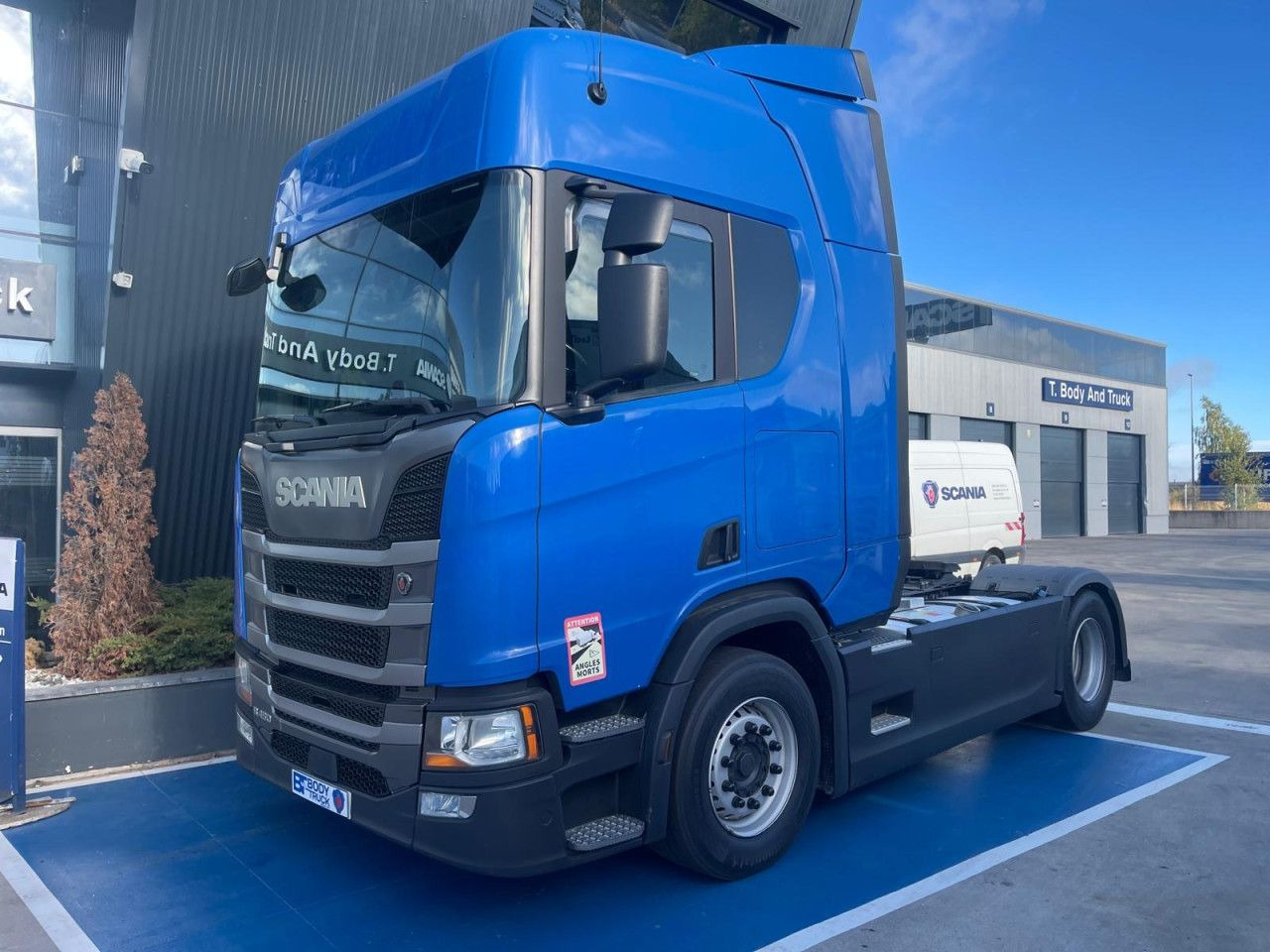 Scania R 450 - Sattelzugmaschine: das Bild 1 Scania R 450 - Sattelzugmaschine: das Bild 1