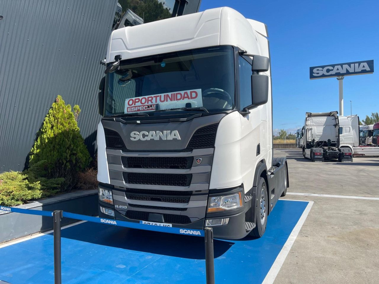 Scania R 450 - Sattelzugmaschine: das Bild 4 Scania R 450 - Sattelzugmaschine: das Bild 4