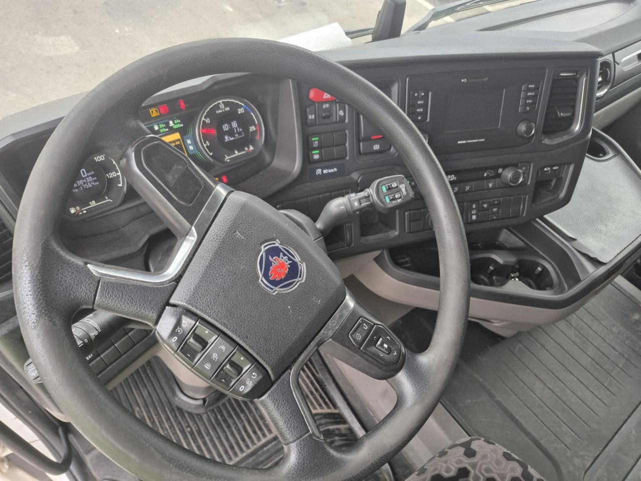 Sattelzugmaschine Scania R 450: das Bild 8 Sattelzugmaschine Scania R 450: das Bild 8