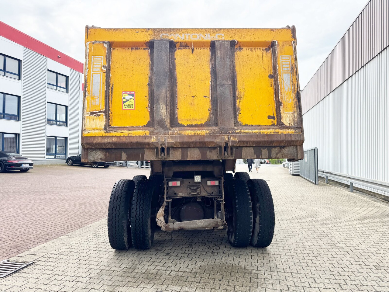 Muldenkipper/ Dumper ASTRA HHD8 86.48-80 8x6 ASTRA HHD8 86.48-80 8x6 Mulde ca. 24m³: das Bild 12