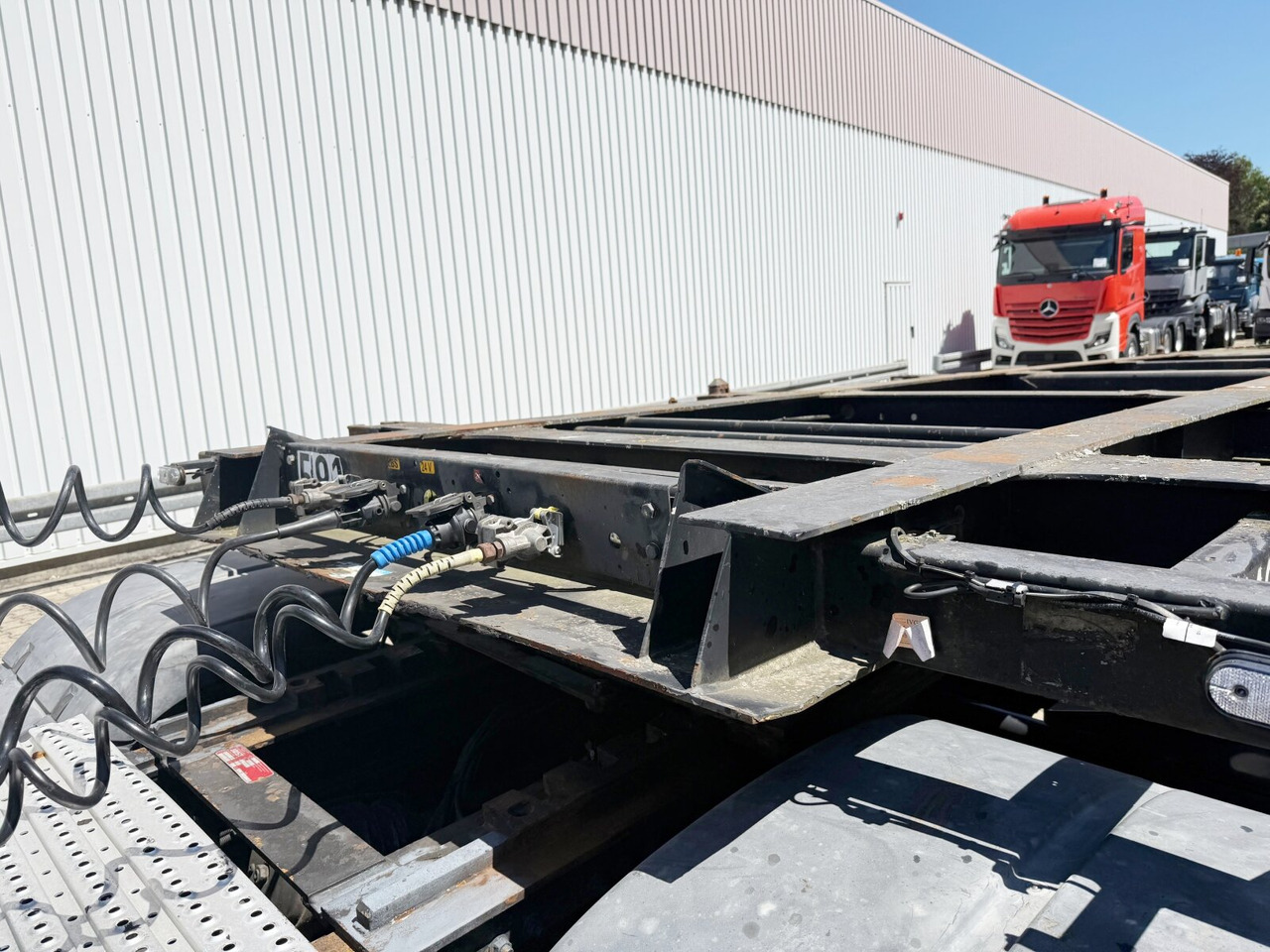 Auflieger Lag 0-3-39 CD Containerchassis 0-3-39 CD Containerchassis, 20ft und 30ft, ADR: das Bild 9