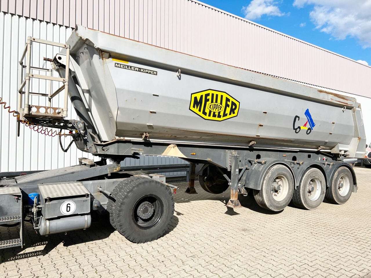 Meiller MHPS 12/27 MHPS 12/27 NOSS2, Stahlmulde ca. 26m³, Liftachse - Auflieger: das Bild 4 Meiller MHPS 12/27 MHPS 12/27 NOSS2, Stahlmulde ca. 26m³, Liftachse - Auflieger: das Bild 4