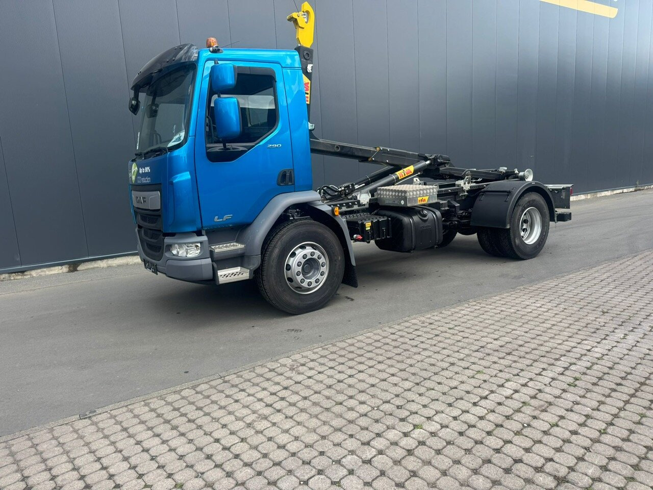 DAF LF 290 FA 4x2 LF 290 FA 4x2, Nebenantrieb, Navi - Fahrgestell LKW: das Bild 1 DAF LF 290 FA 4x2 LF 290 FA 4x2, Nebenantrieb, Navi - Fahrgestell LKW: das Bild 1