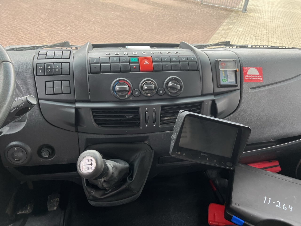 EuroCargo ML190EL32 4x2 EuroCargo ML190EL32 4x2, Funk - Absetzkipper: das Bild 5 EuroCargo ML190EL32 4x2 EuroCargo ML190EL32 4x2, Funk - Absetzkipper: das Bild 5