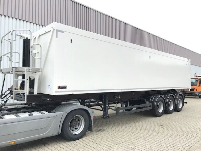 F-A-G SKA 50 F-A-G SKA 50, ca. 51,8m³, Kombitür - Kipper Auflieger: das Bild 1 F-A-G SKA 50 F-A-G SKA 50, ca. 51,8m³, Kombitür - Kipper Auflieger: das Bild 1