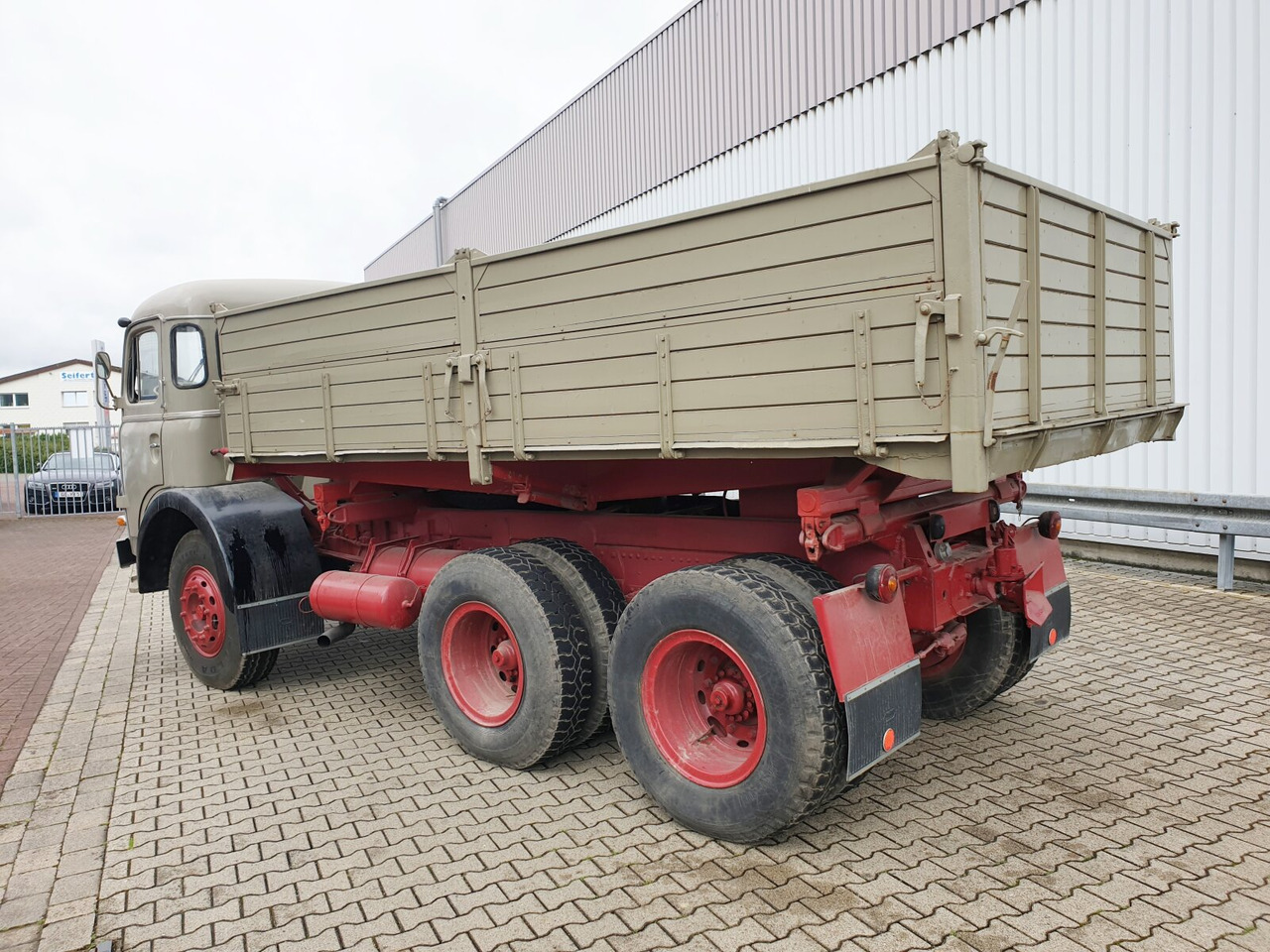 Kipper HENSCHEL HS 20 TS 6x4 HENSCHEL HS 20 TS 6x4: das Bild 12