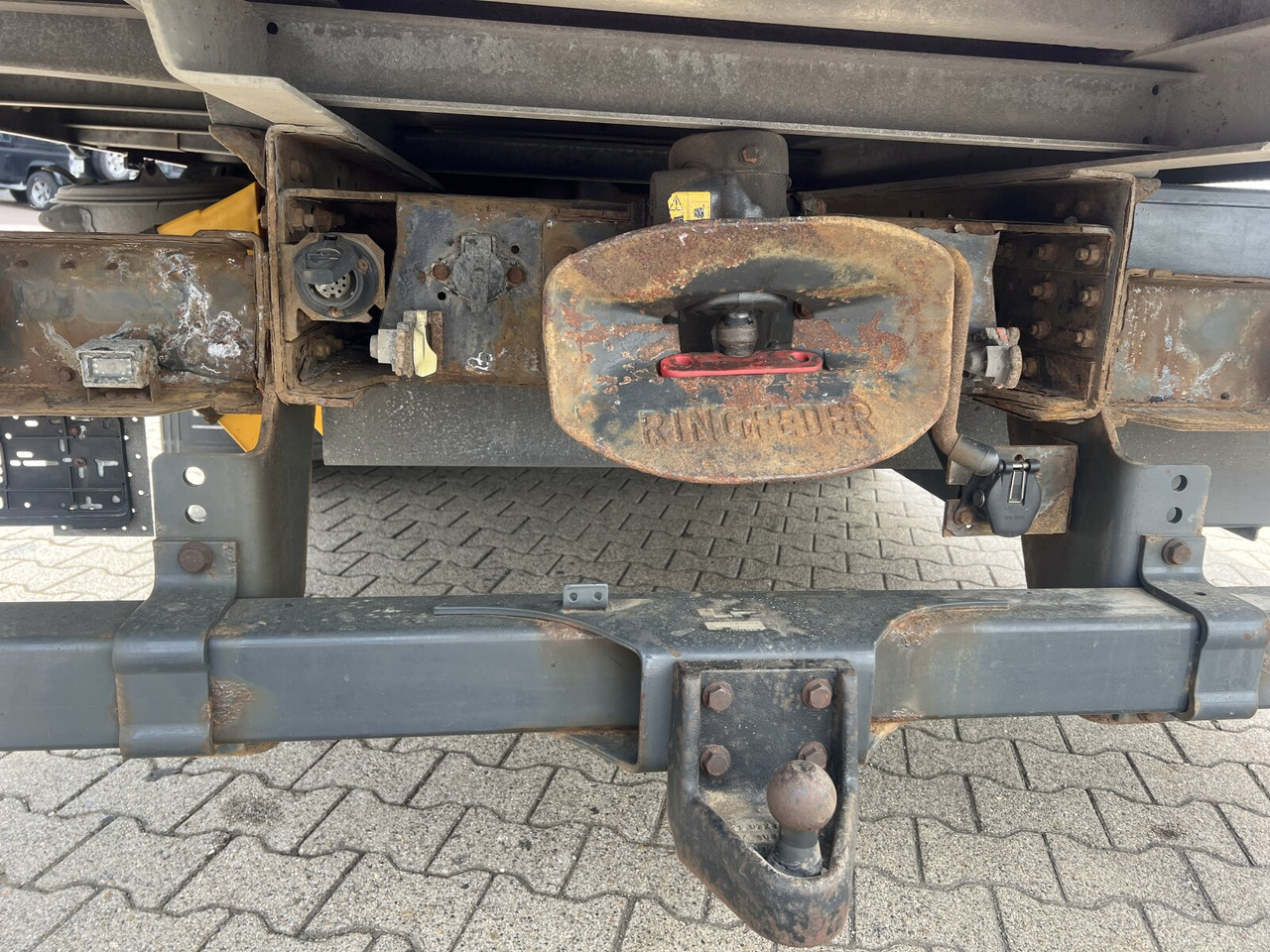 Pritsche LKW Iveco EuroCargo ML140E25/P 4x2 EuroCargo ML140E25/P 4x2, EEV, 6-Zylinder, 2x AHK: das Bild 13