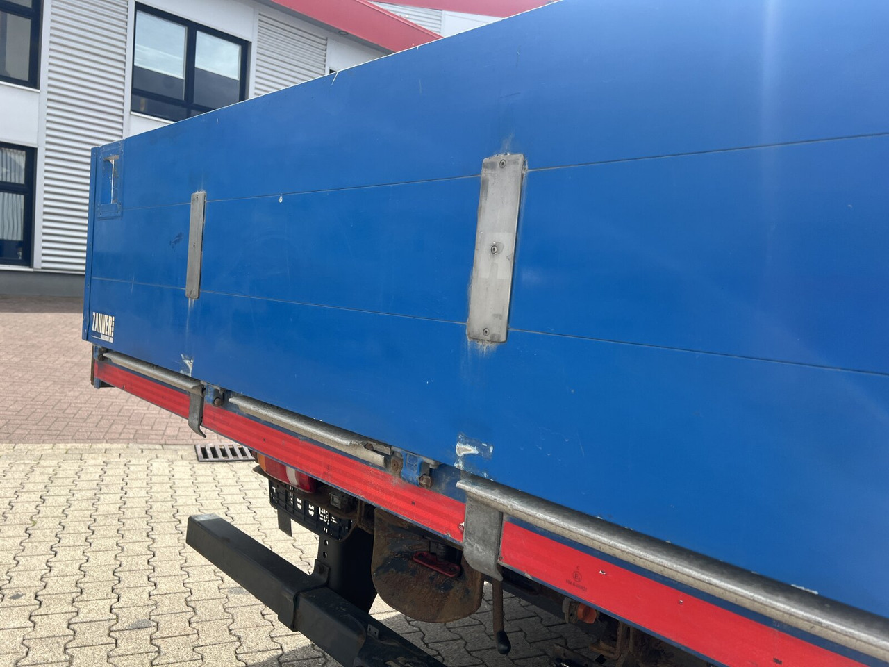 Iveco EuroCargo ML140E25/P 4x2 EuroCargo ML140E25/P 4x2, EEV, 6-Zylinder, 2x AHK - Pritsche LKW: das Bild 2 Iveco EuroCargo ML140E25/P 4x2 EuroCargo ML140E25/P 4x2, EEV, 6-Zylinder, 2x AHK - Pritsche LKW: das Bild 2