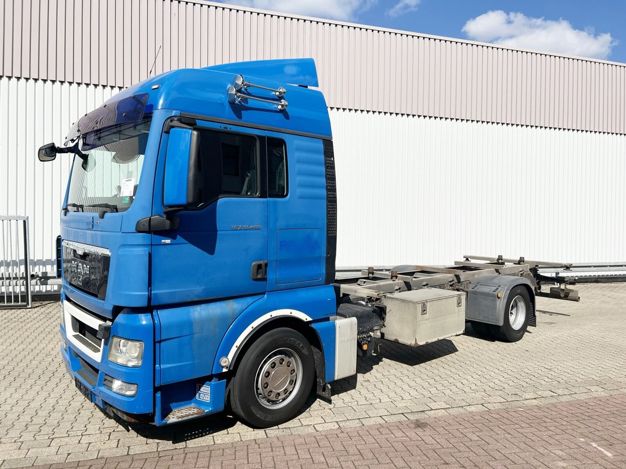 MAN TGX 18.400 4X2 LL TGX 18.400 4X2 LL, Fahrschule, XLX-Fahrerhaus - LKW: das Bild 1 MAN TGX 18.400 4X2 LL TGX 18.400 4X2 LL, Fahrschule, XLX-Fahrerhaus - LKW: das Bild 1