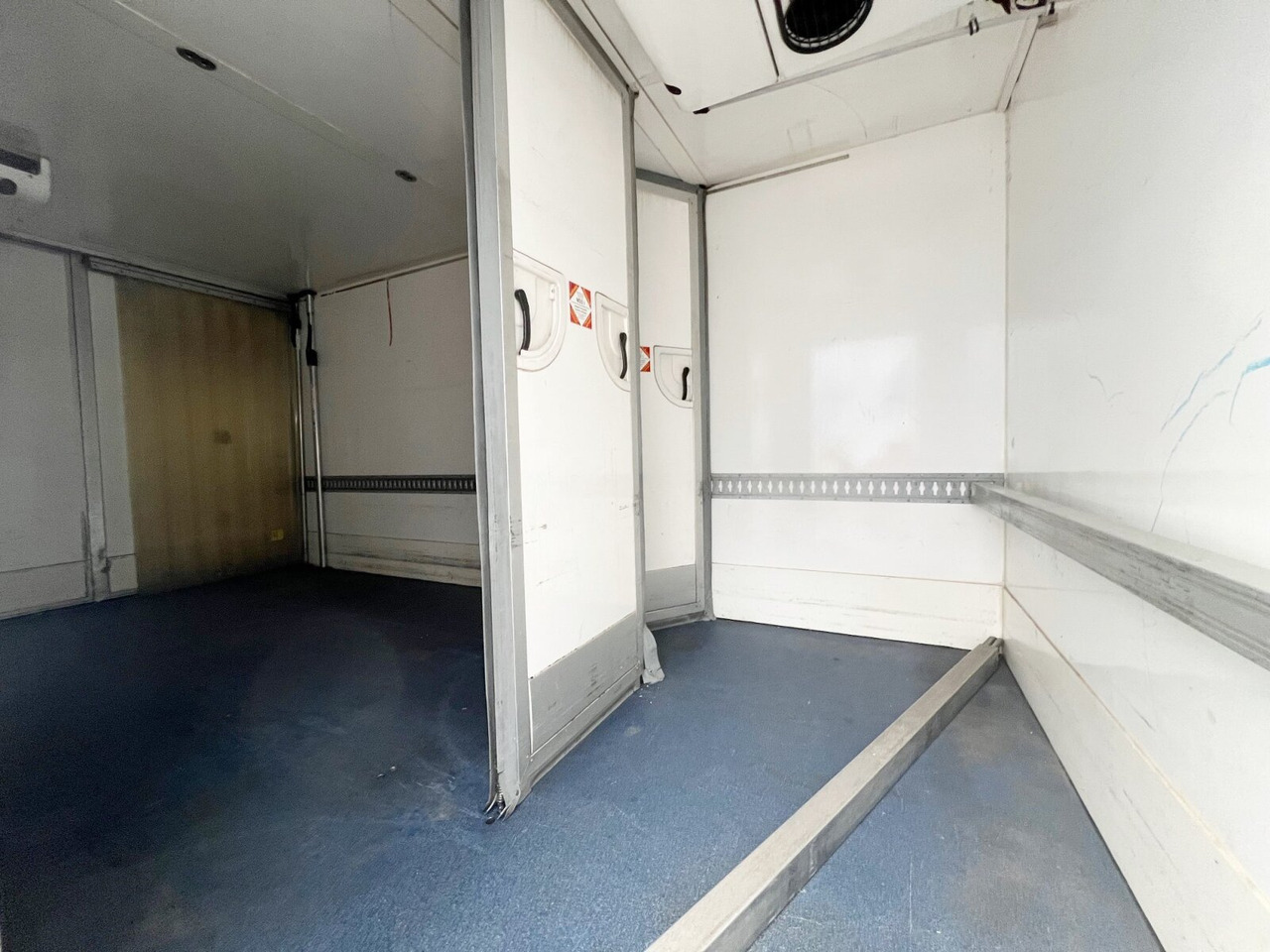 LKW Mercedes-Benz Atego 816 L 4x2 Atego 816 L 4x2, Kühlkoffer, ThermoKing, Trennwand, LBW MBB: das Bild 10