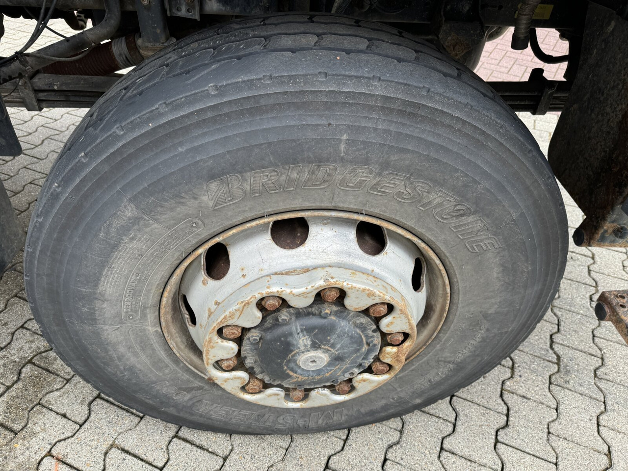 MAN 18.255 MAK 4x4 BB 18.255 MAK 4x4 BB - Fahrgestell LKW: das Bild 2 MAN 18.255 MAK 4x4 BB 18.255 MAK 4x4 BB - Fahrgestell LKW: das Bild 2