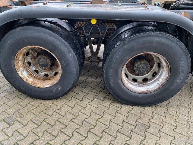 MAN T40 26.364/414 6x4, 6-Zylinder T40 26.364/414 6x4, 6-Zylinder - Fahrgestell LKW: das Bild 3 MAN T40 26.364/414 6x4, 6-Zylinder T40 26.364/414 6x4, 6-Zylinder - Fahrgestell LKW: das Bild 3