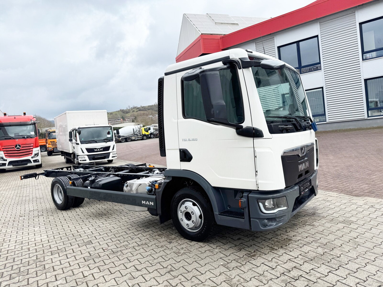 Fahrgestell LKW, Zustand - NEU MAN TGL 8.160 4x2 BL CH TGL 8.160 4x2 BL CH: das Bild 9